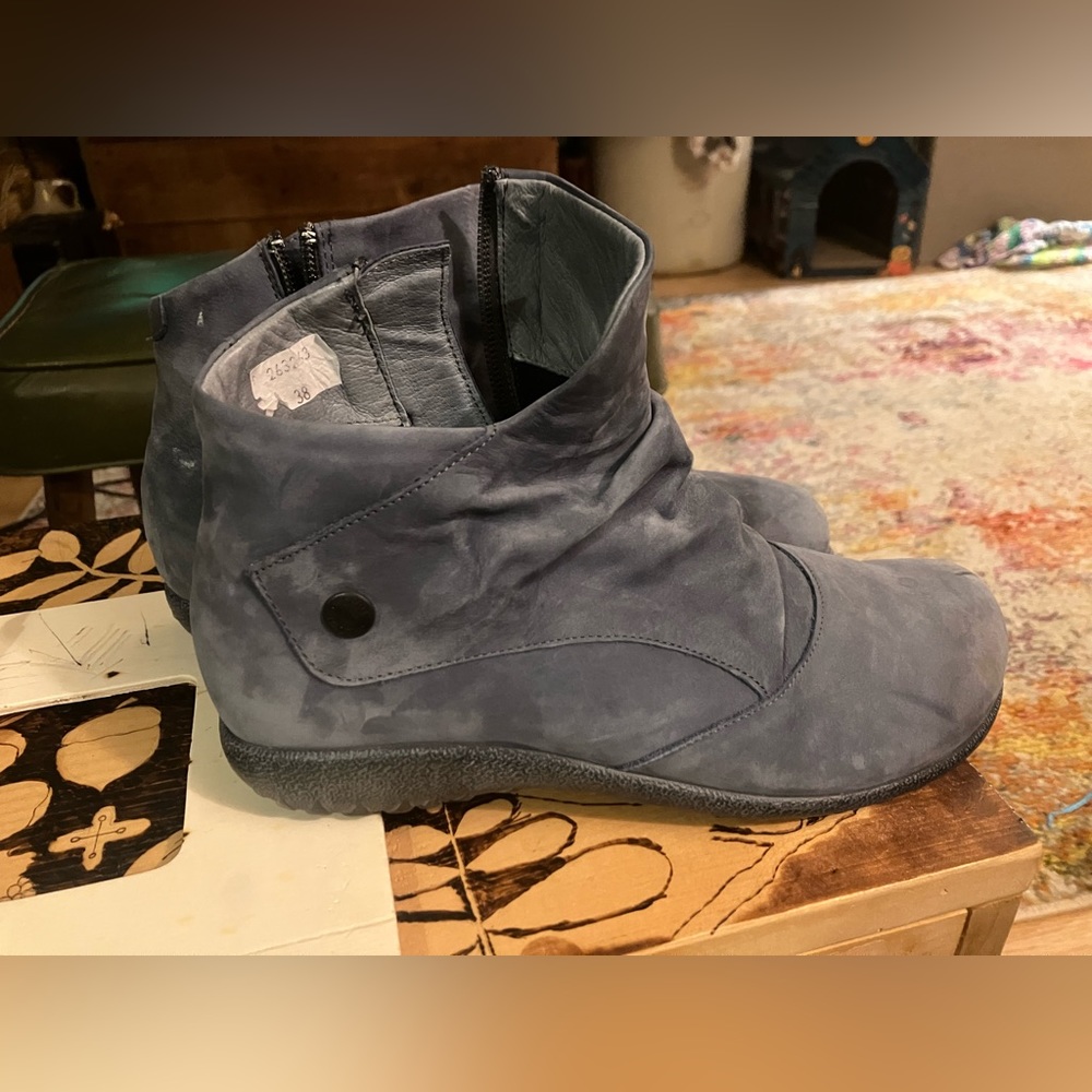 Naot Kahika Bootie, feathery blue